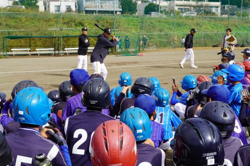 11月10日読売巨人軍創設90周年事業「伝説の聖地GIANTS多摩川グラウンド野球教室」