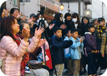 寒さも吹き飛ばす、
萩中商店街の音楽祭