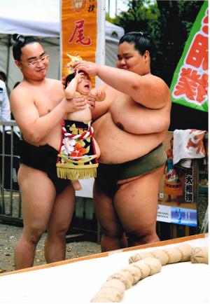 写真：出川　栄助さん作「賢い子になってね！」（雪ケ谷八幡神社）