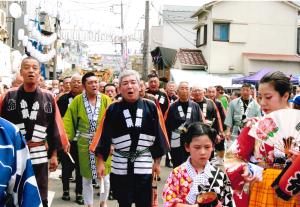 写真：鳴島　攻さん作「木遣りを先頭に」（羽田）